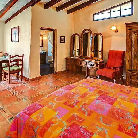 La Hoya, El Tanque, Cleaning Included * Las Cruces (Canary)